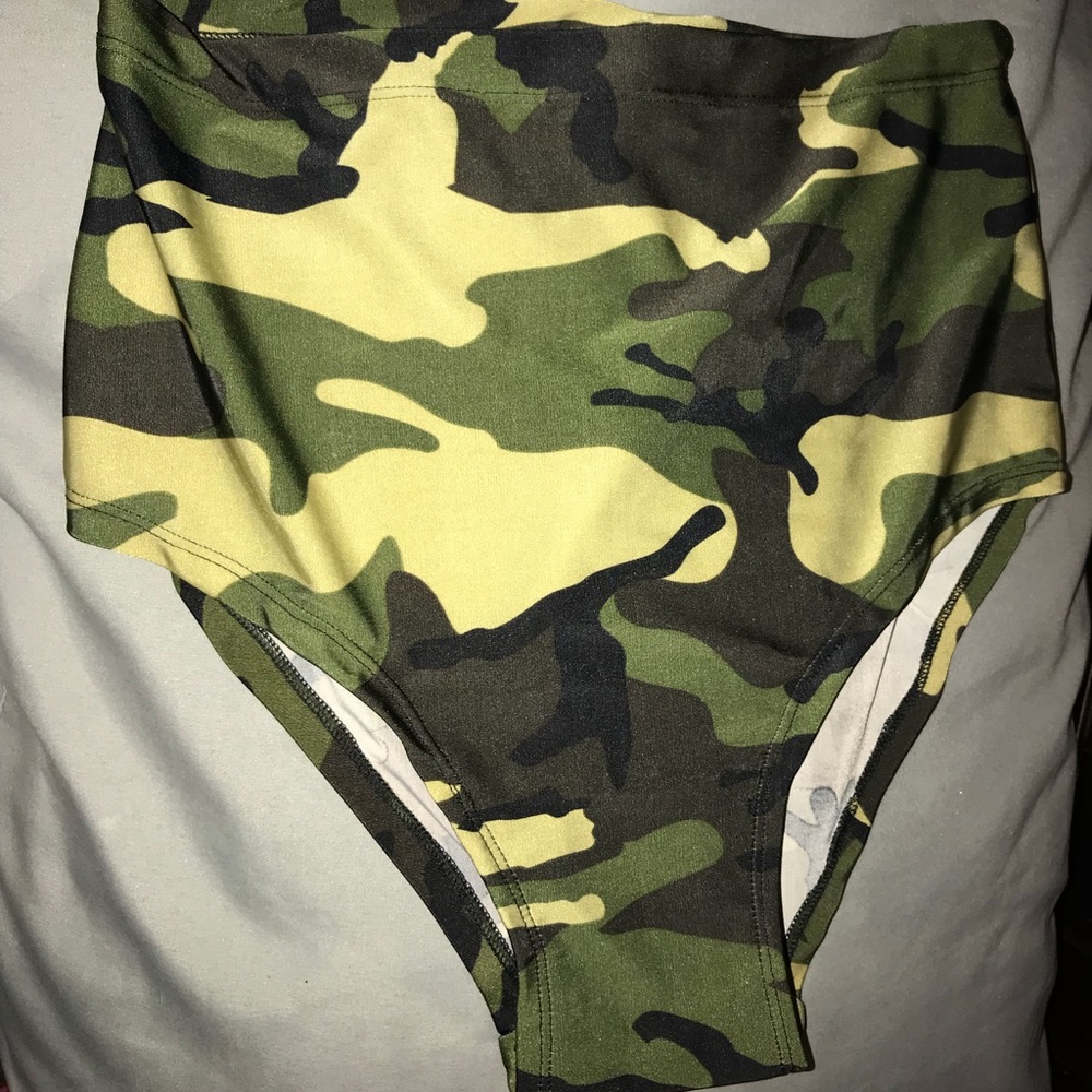 Rave Camouflage Booty Shorts